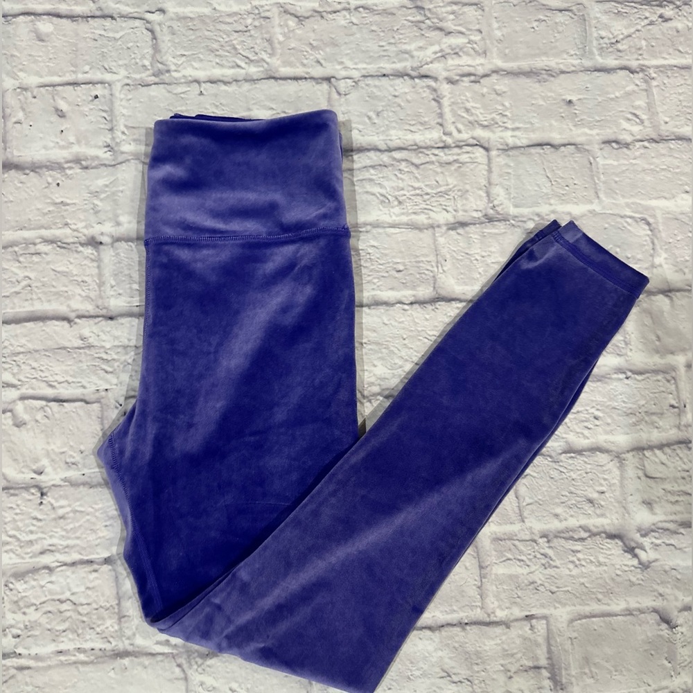 Athleta Elation Velvet Tight|S paired with Velvet Cut-Out Crop D-DD in Small - Picture 5 of 11